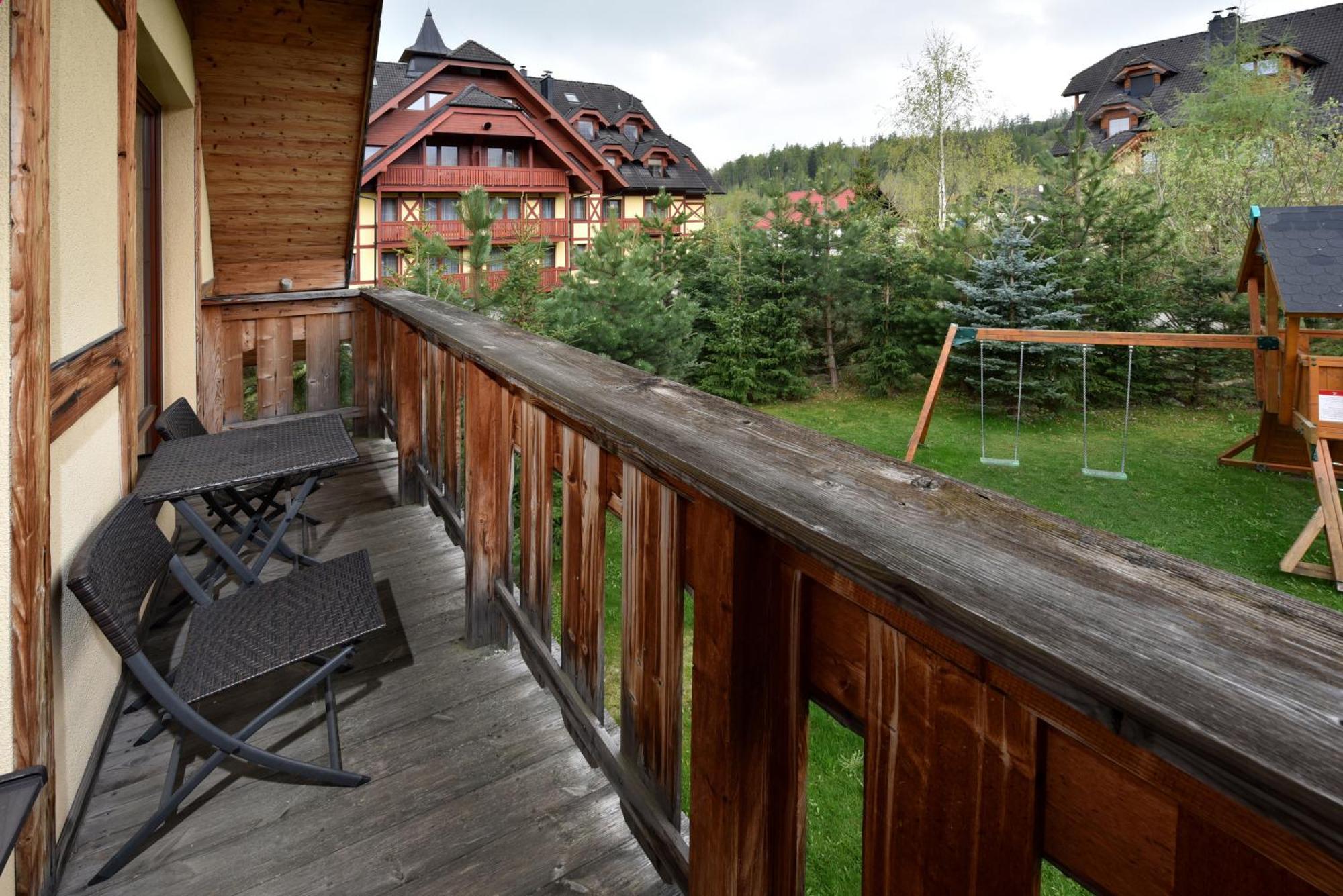 Aplend Kukucka Hotel 4*